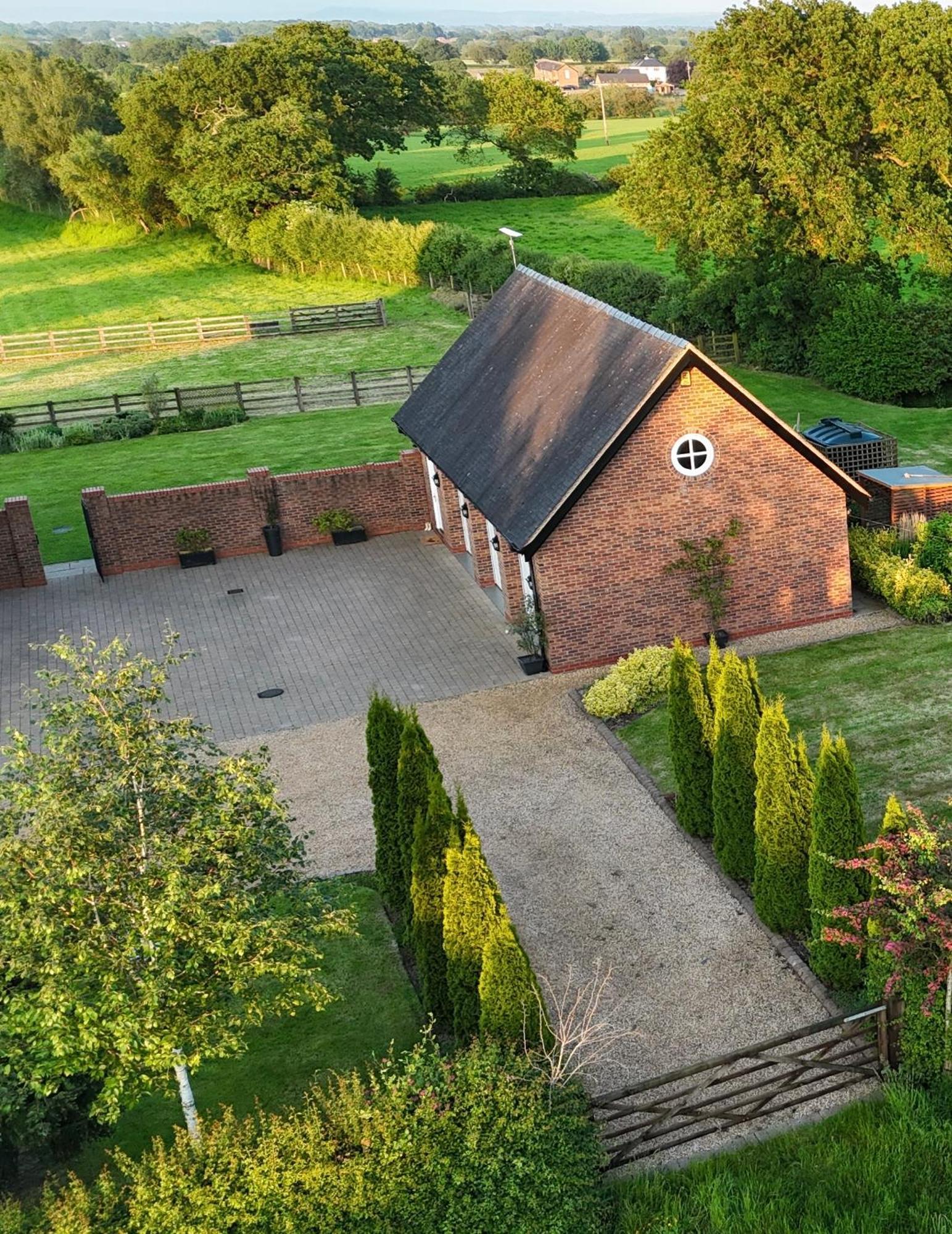 Cheshire Retreat At Within Street Farm Lägenhet Middlewich Exteriör bild